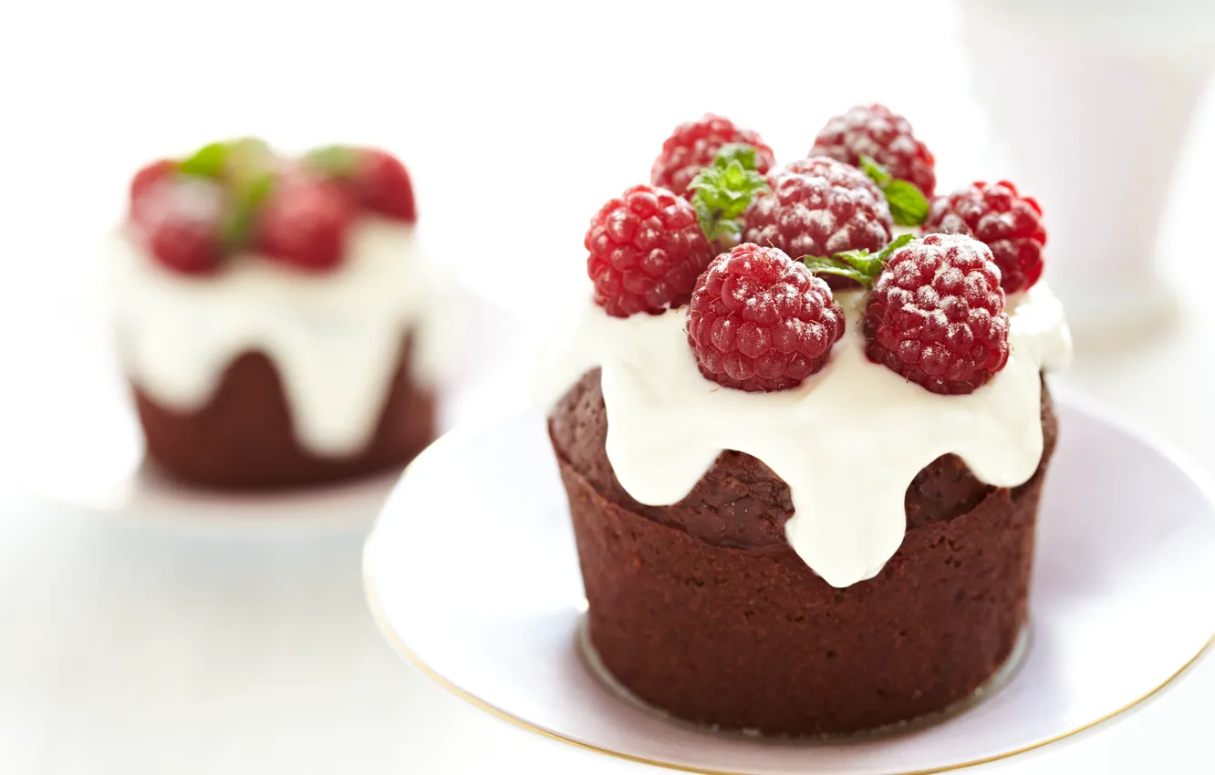 Photo wallpaper raspberry, cake, dessert, cakes, sweet, glaze, cupcake