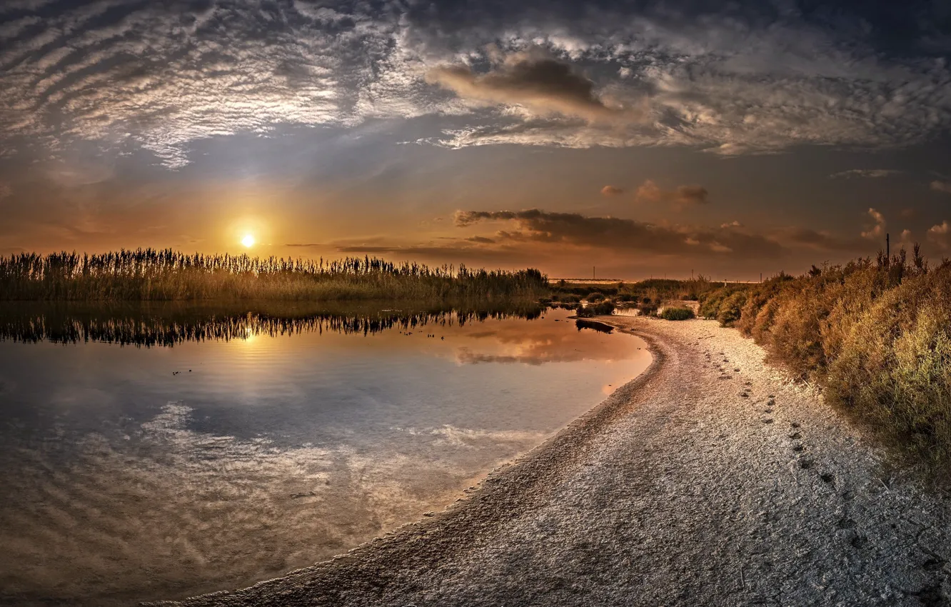 Photo wallpaper Almeria, nature reserve de Punt, Salinas de Cerrillos