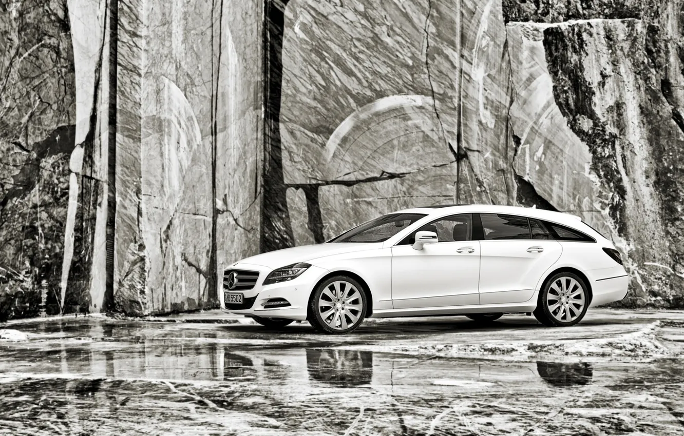Photo wallpaper white, background, Mercedes-Benz, CLS, Mercedes, granite, the front, black and white