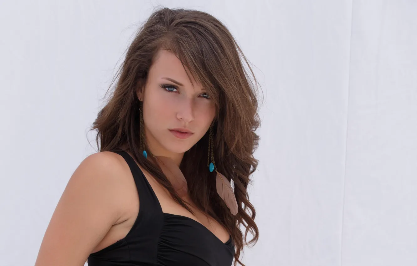 Photo wallpaper look, girl, face, model, hair, Malena Morgan