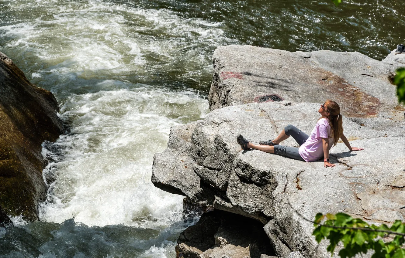 Photo wallpaper girl, the sun, nature, river, rocks, for, sitting, on the stone