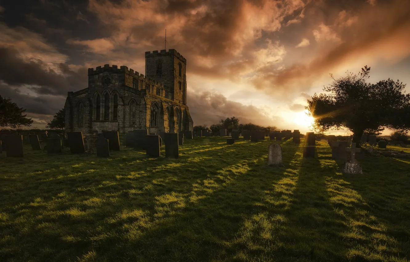 Photo wallpaper the sky, the sun, trees, sunset, castle, lawn, England, cemetery