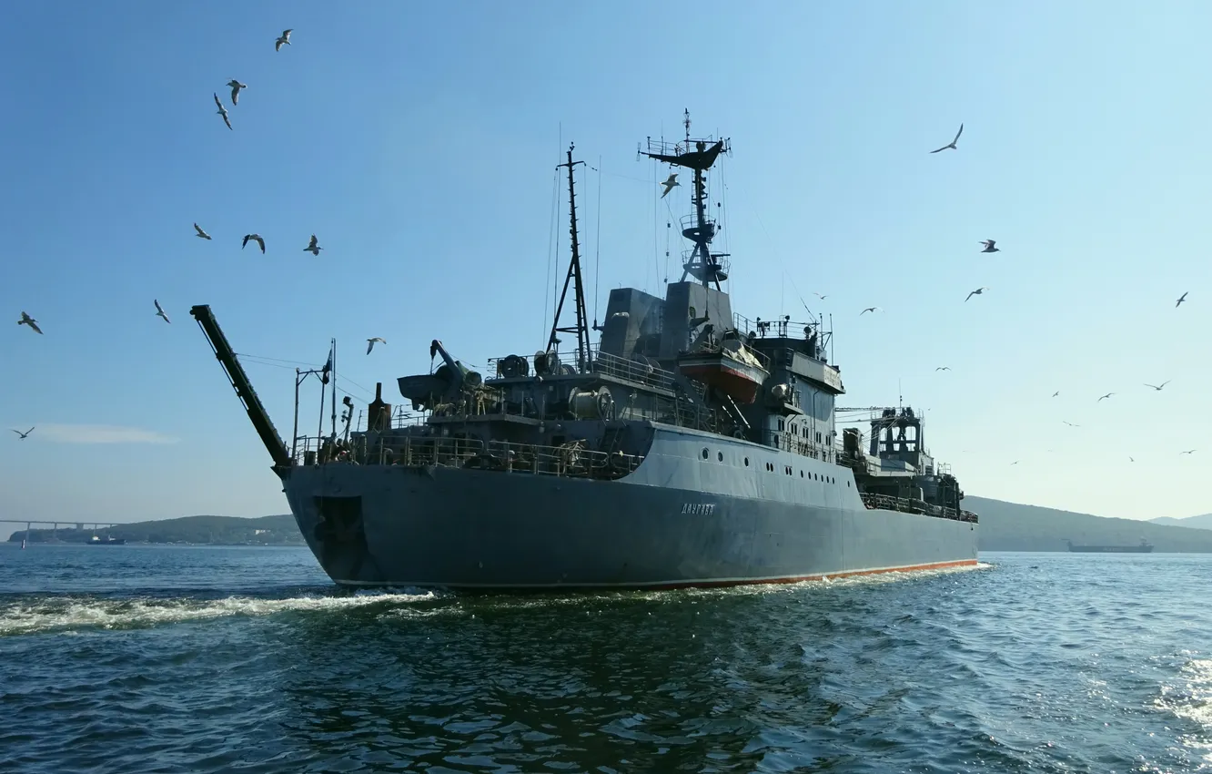 Photo wallpaper transport, military, ensure, Daugava