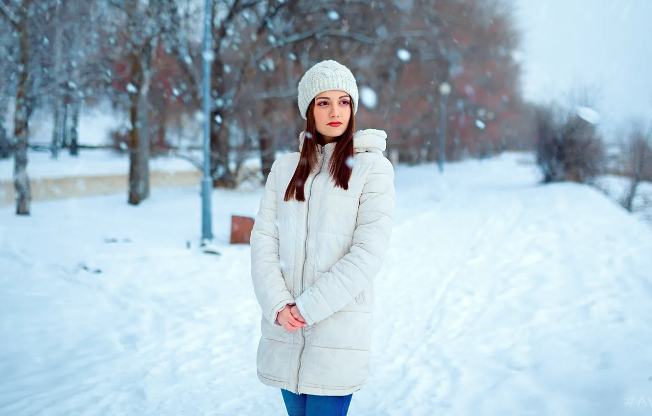 Photo wallpaper winter, snow, trees, model, hat, portrait, makeup, hairstyle