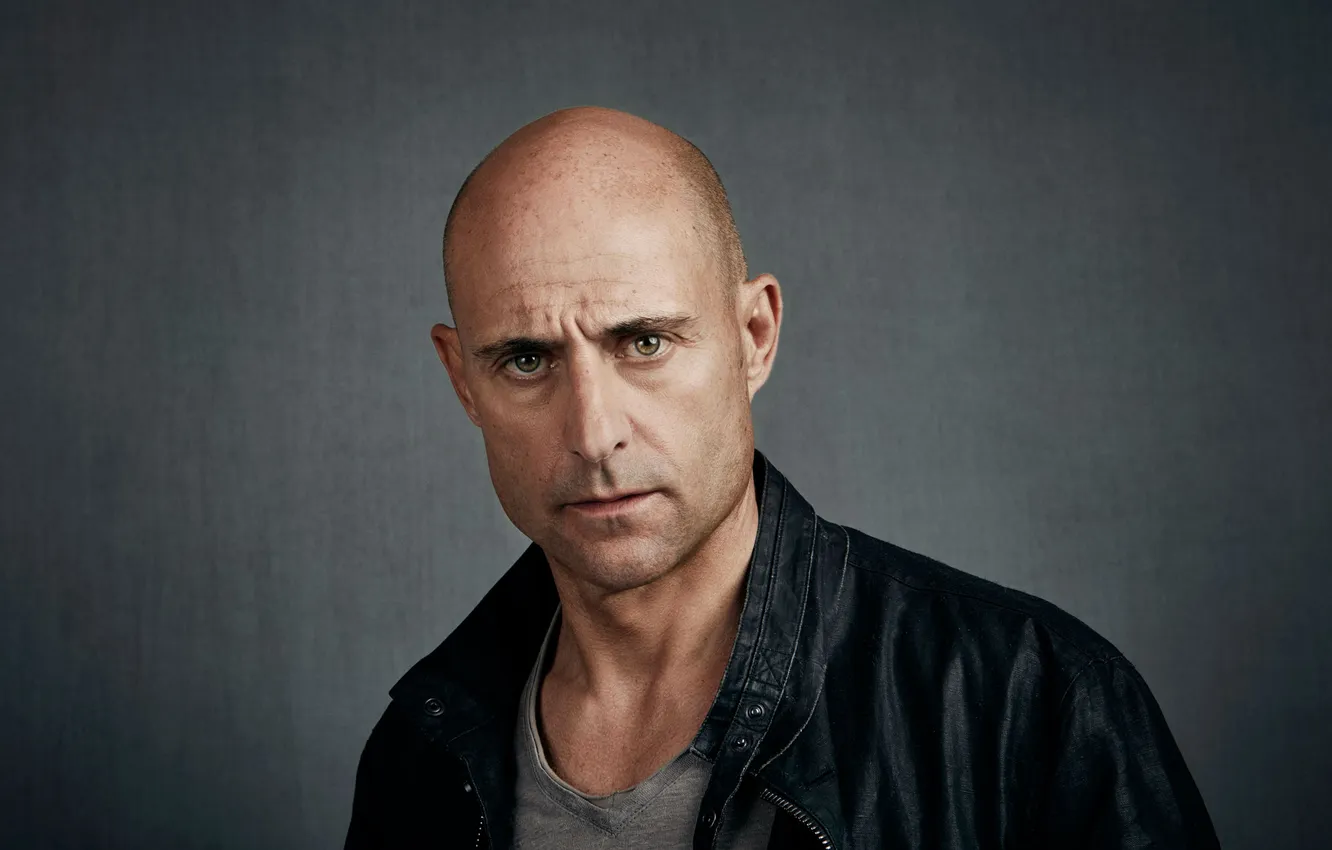 Photo wallpaper background, portrait, jacket, actor, Mark Strong, Mark Strong
