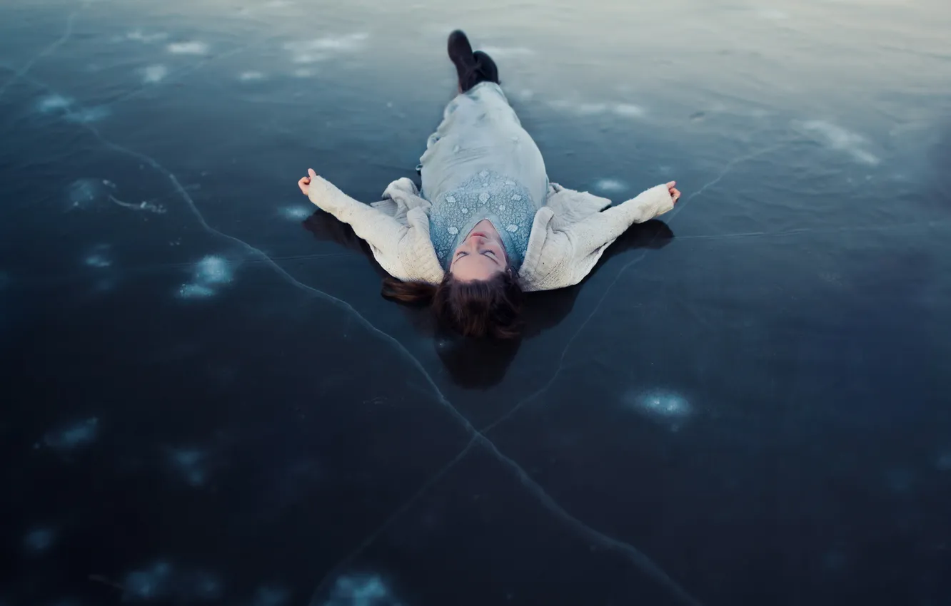 Photo wallpaper ice, girl, mood