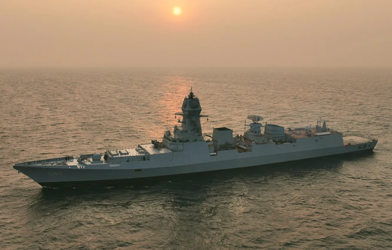 Photo wallpaper destroyer, The Indian Navy, D69, THE Surat