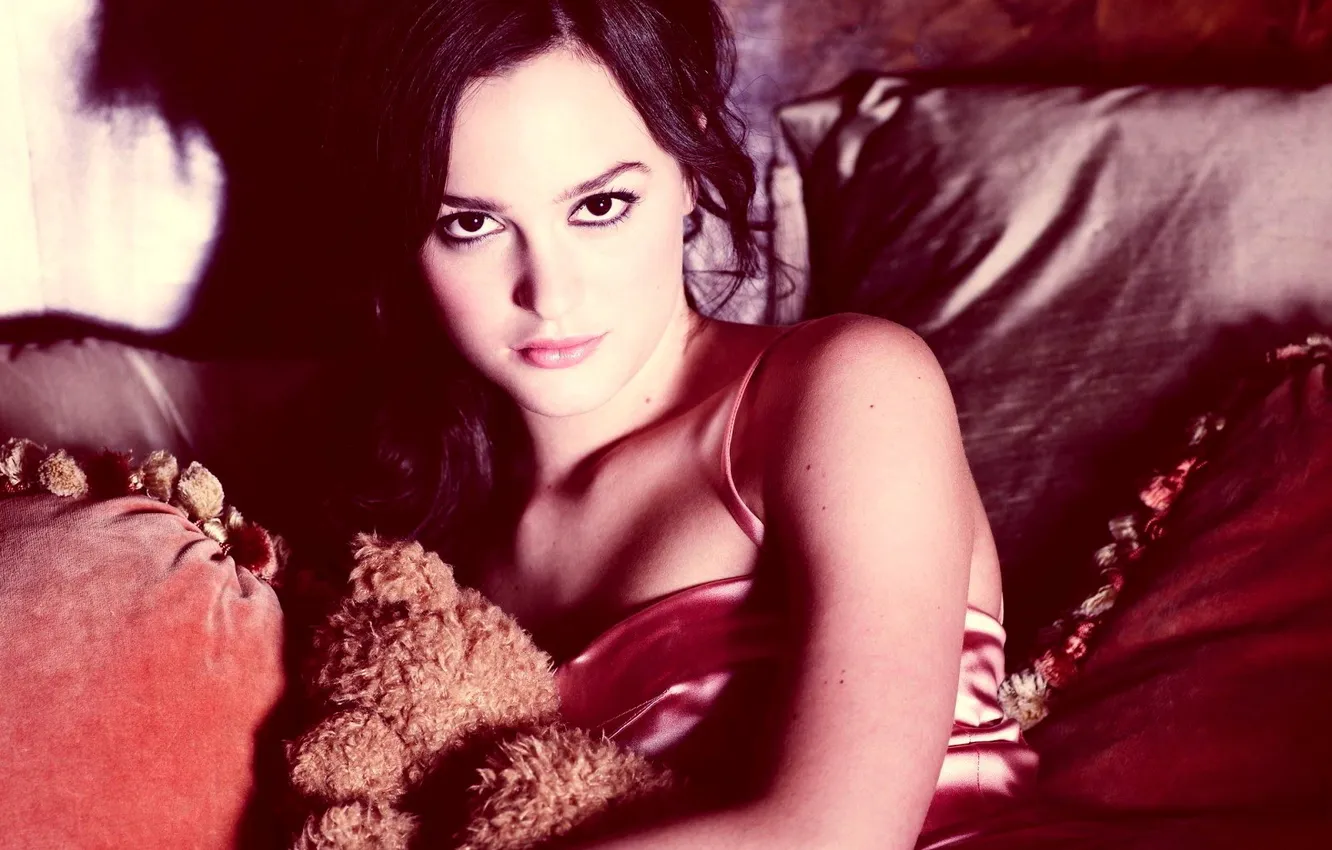 Photo wallpaper toy, hugs, Leighton Meester, Teddy bear
