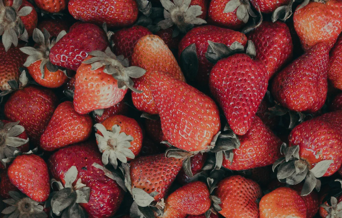 Photo wallpaper red, berries, strawberry, ripe