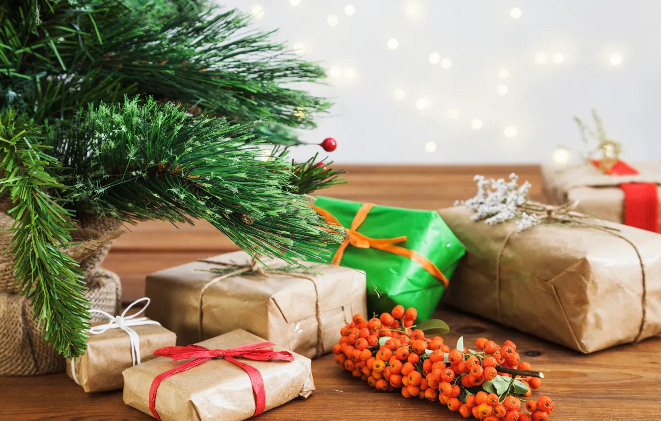 Photo wallpaper holiday, gift, tree, new year, branch berries