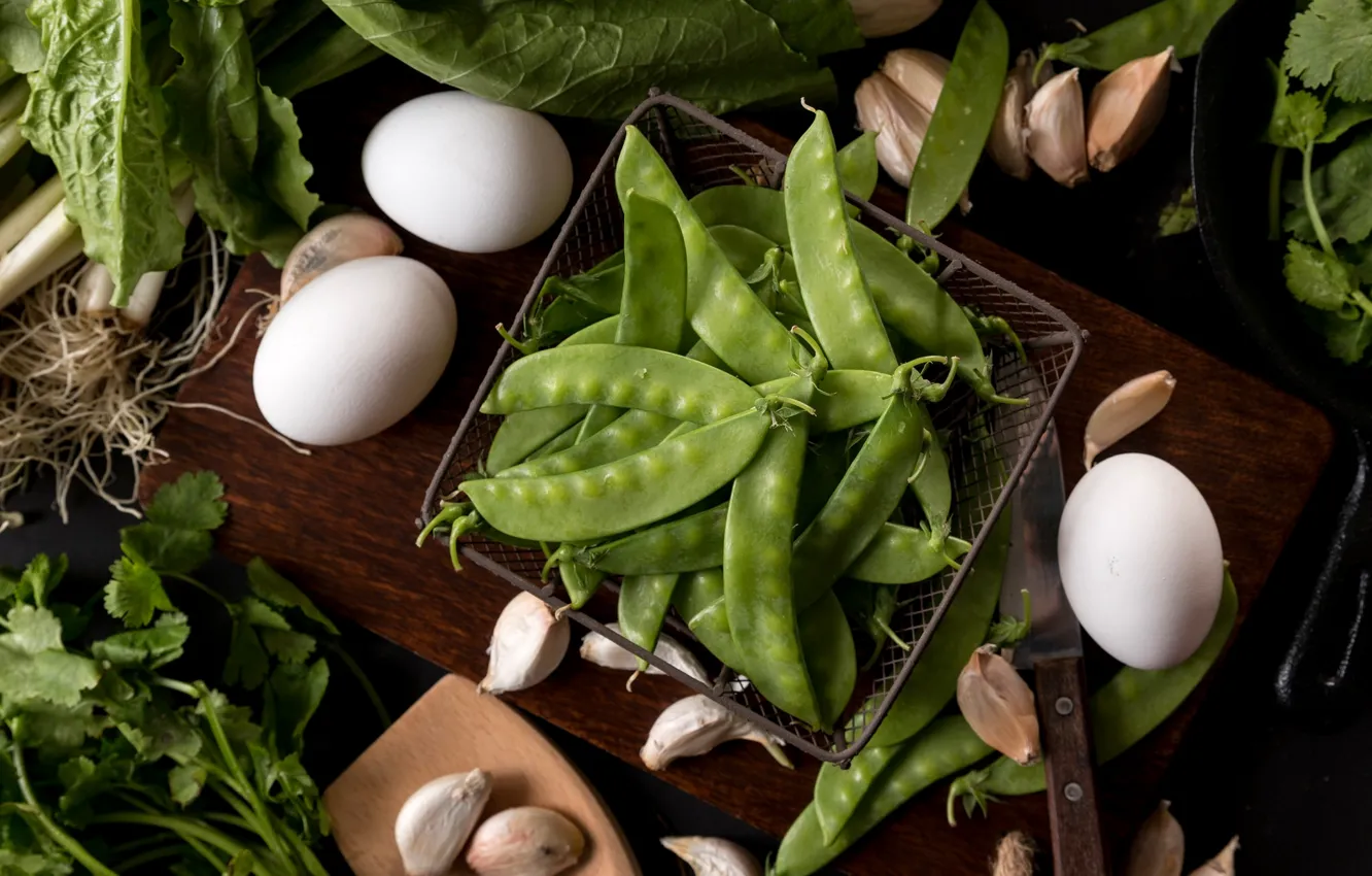 Photo wallpaper green, eggs, peas, parsley, salad, garlic