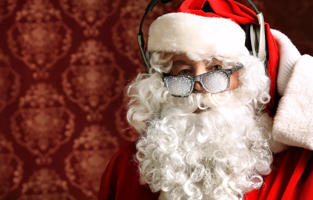 Photo wallpaper headphones, beard, Santa Claus, cap, sney