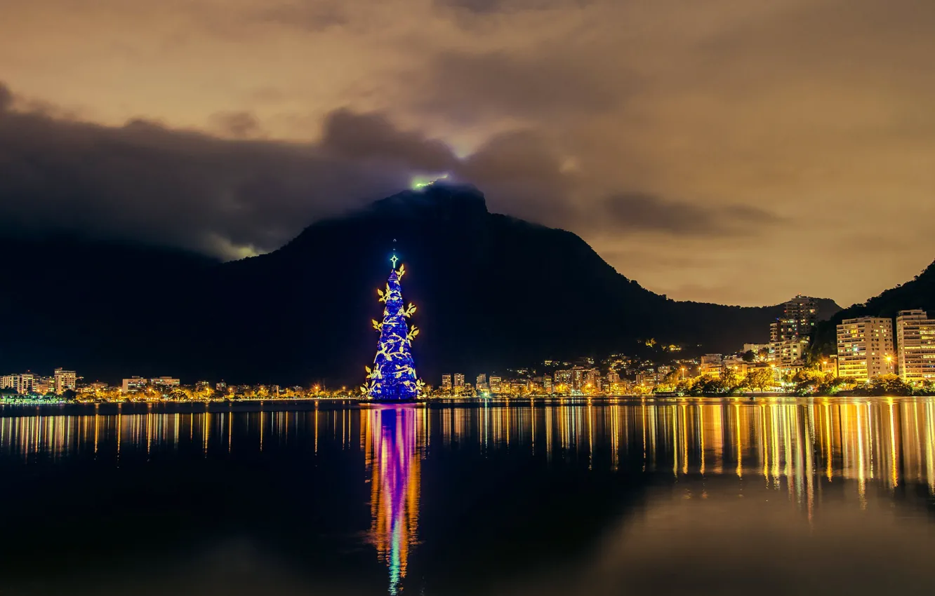 Photo wallpaper mountains, lights, holiday, Christmas, Laguna, Brazil, Rio de Janeiro, Rodrigo de Freitas lagoon
