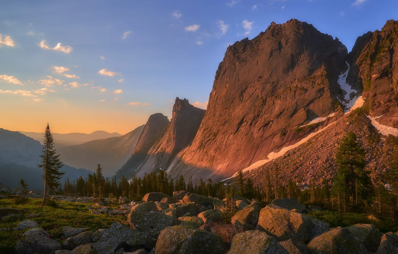 Photo wallpaper mountains, dawn, morning, Russia, Krasnoyarsk Krai, Ergaki, Taigishonok