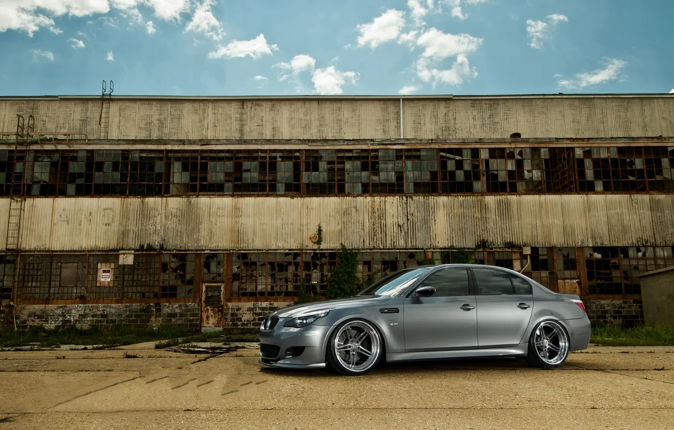 Photo wallpaper the sky, building, BMW, silver, BMW, E60, Silver