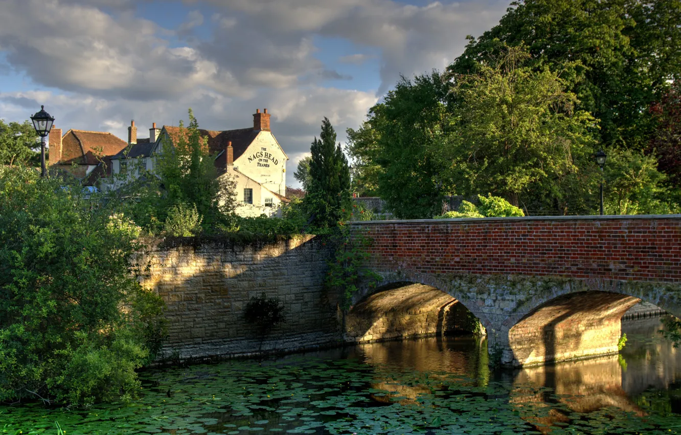 Photo wallpaper summer, bridge, the city, home, channel, UK, Alpha