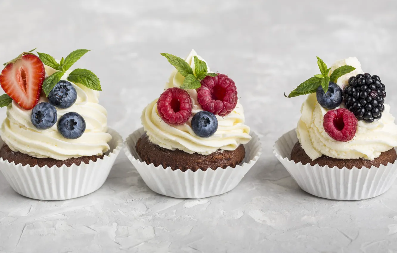 Photo wallpaper berries, raspberry, blueberries, strawberry, cake, trio, light background, mint