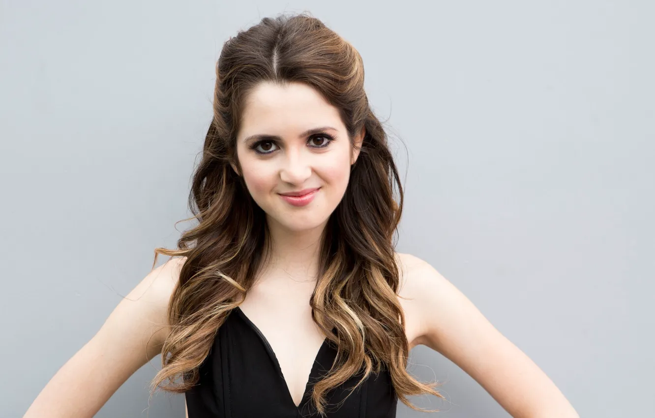 Photo wallpaper girl, long hair, smile, face, Laura Marano