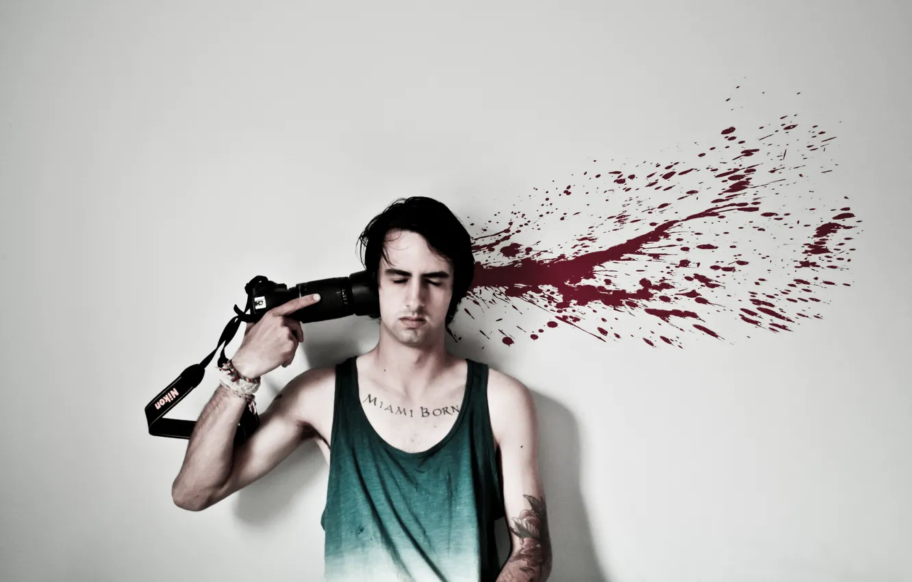 Photo wallpaper shot, guy, see the computer., degradation