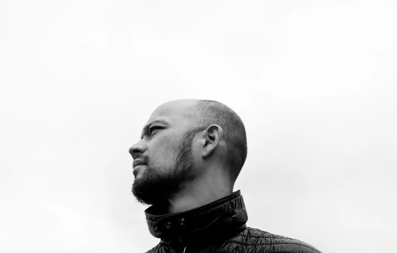 Photo wallpaper man, bearded, rainy