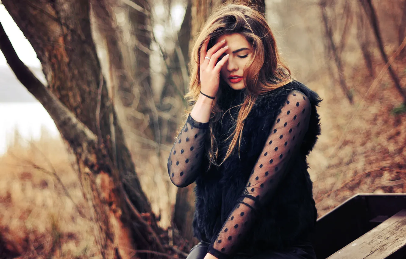 Photo wallpaper girl, nature, fur