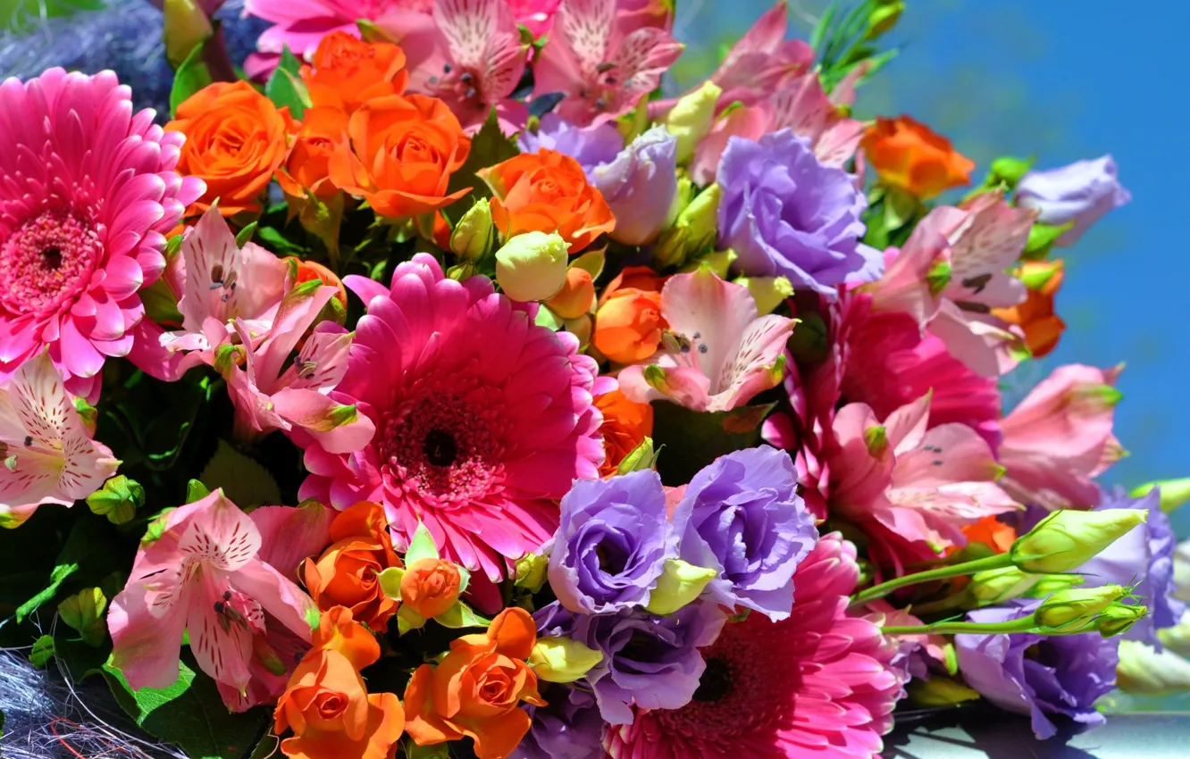 Photo wallpaper flowers, photo, roses, bouquet, gerbera, eustoma, alstremeria