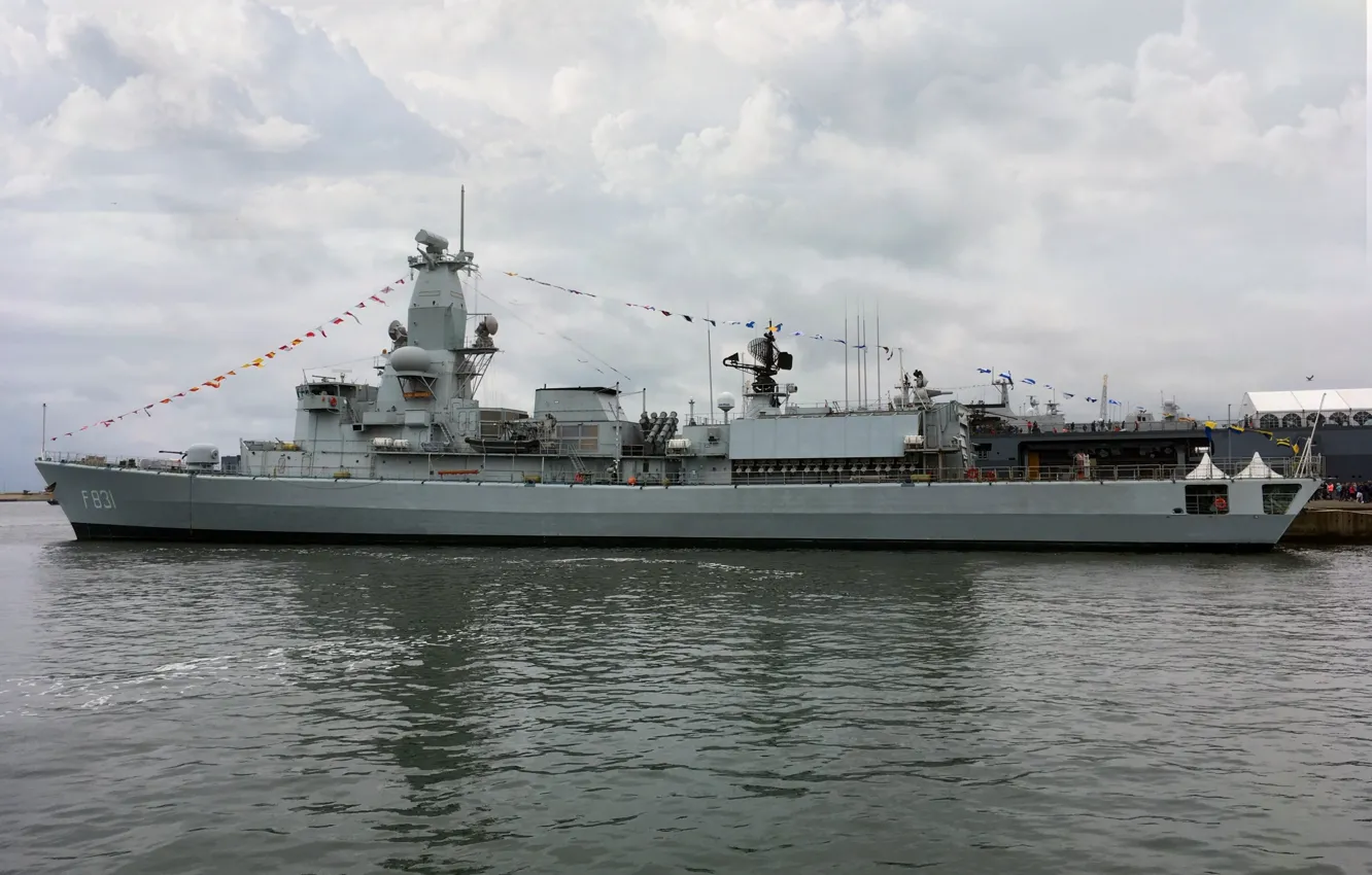 Photo wallpaper frigate, Netherlands Navy, HNLMS Van Amstel