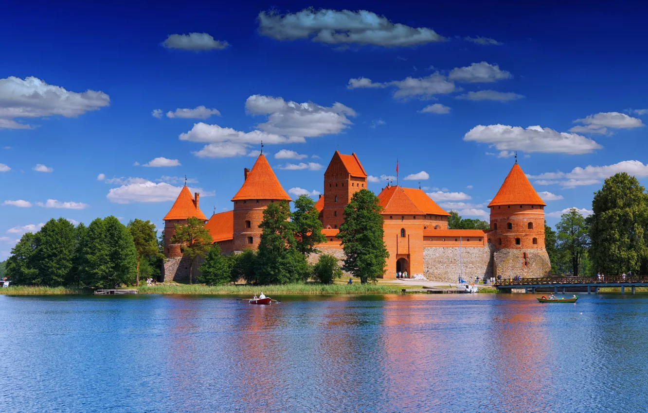 Photo wallpaper the sky, clouds, trees, lake, castle, boats, Lithuania, Trakai castle