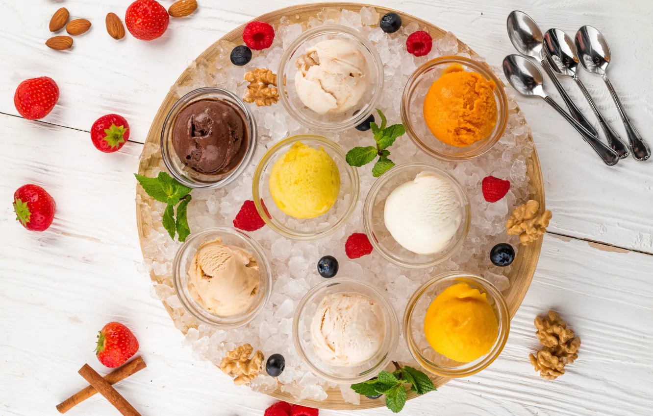 Photo wallpaper ice, raspberry, strawberry, ice cream, cinnamon, mint, almonds, cuts