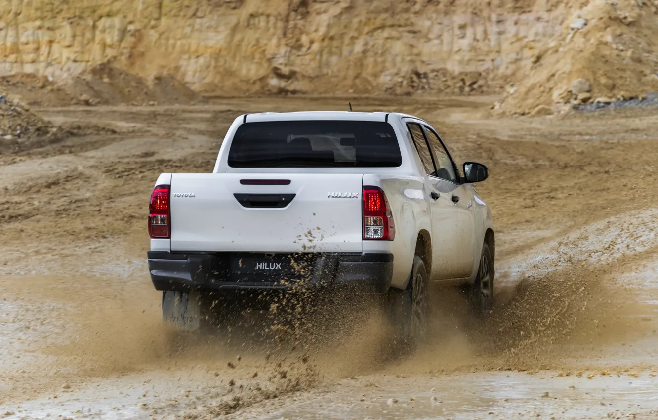 Photo wallpaper white, squirt, dirt, back, Toyota, pickup, Hilux, Special Edition