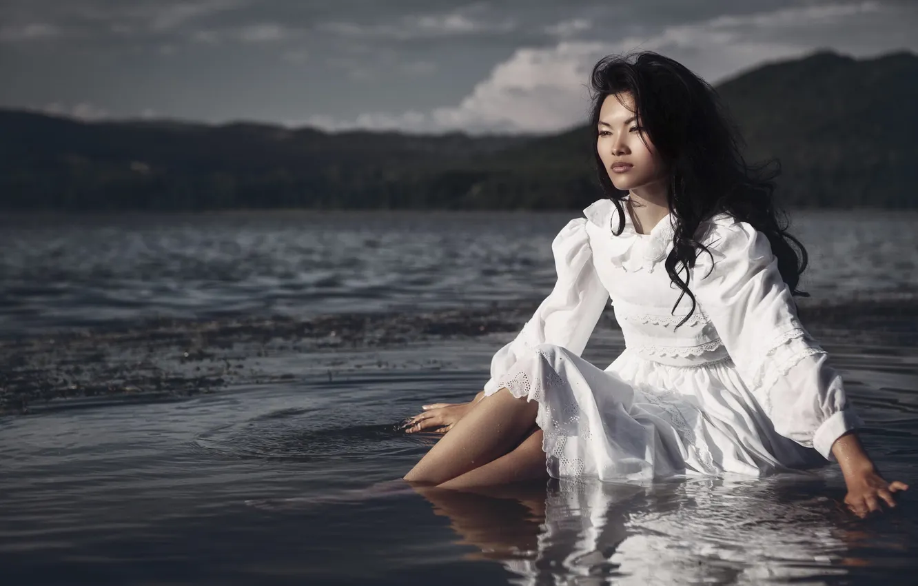 Photo wallpaper in the water, Jasmine, Daniel Ilinca