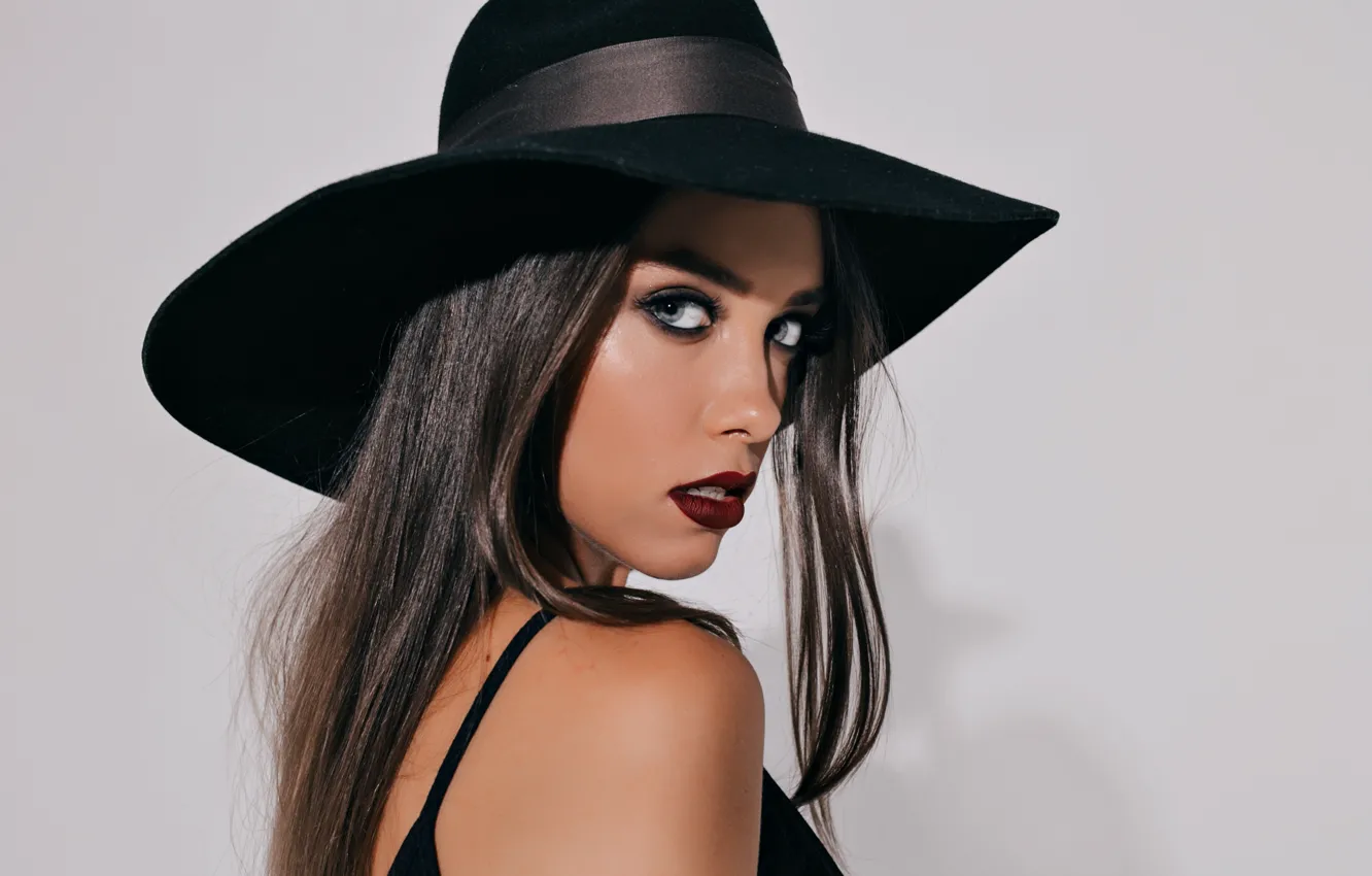 Photo wallpaper hat, model, pretty, look