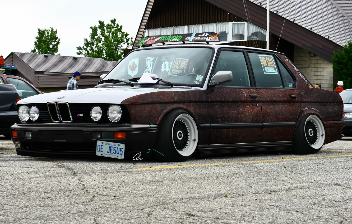 Photo wallpaper BMW, rust, Parking, low, stance works, old auto
