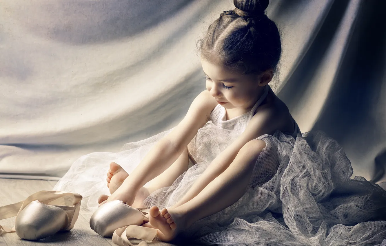 Photo wallpaper child, ballerina, ballet