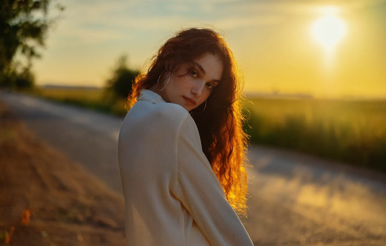 Photo wallpaper look, earrings, freckles, sunset, sunset, look, earrings, freckles