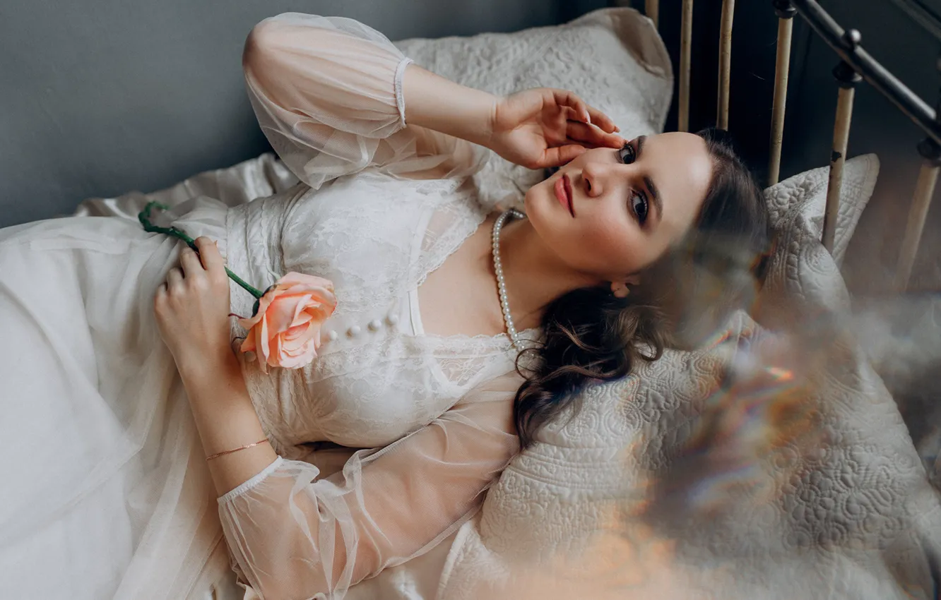 Photo wallpaper look, girl, flowers, pose, bed, roses, dress, the bride