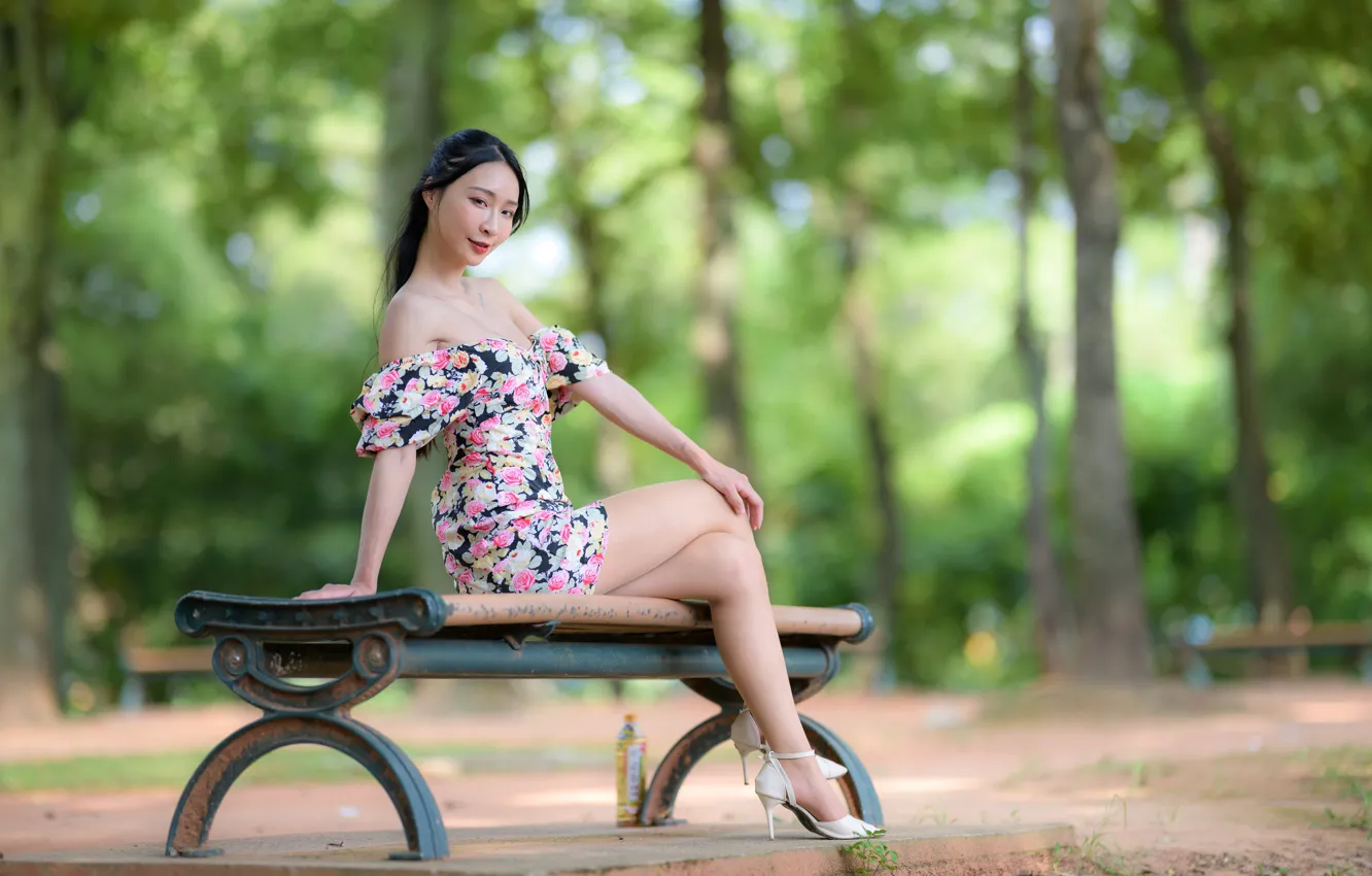 Photo wallpaper bench, legs, Asian, sitting