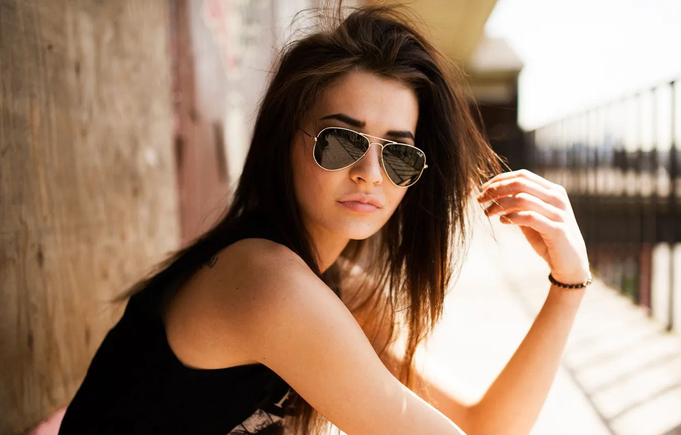 Photo wallpaper girl, model, glasses, day