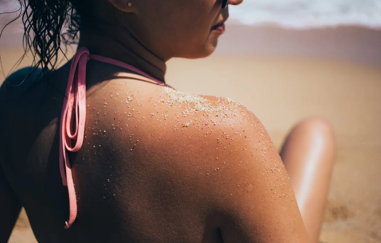 Photo wallpaper beach, girl, stay, tan, leather