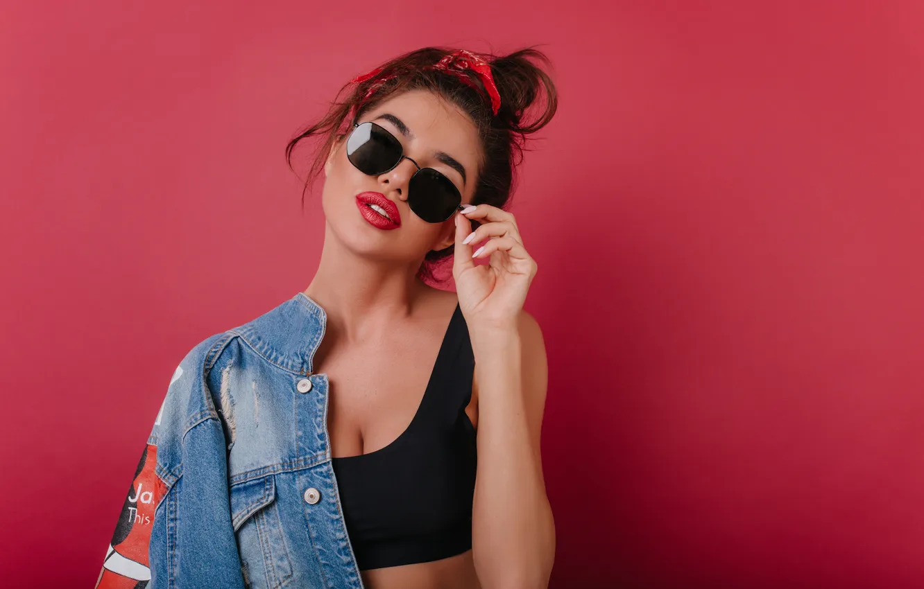 Photo wallpaper girl, pretty, lips, sunglasses, long-haired