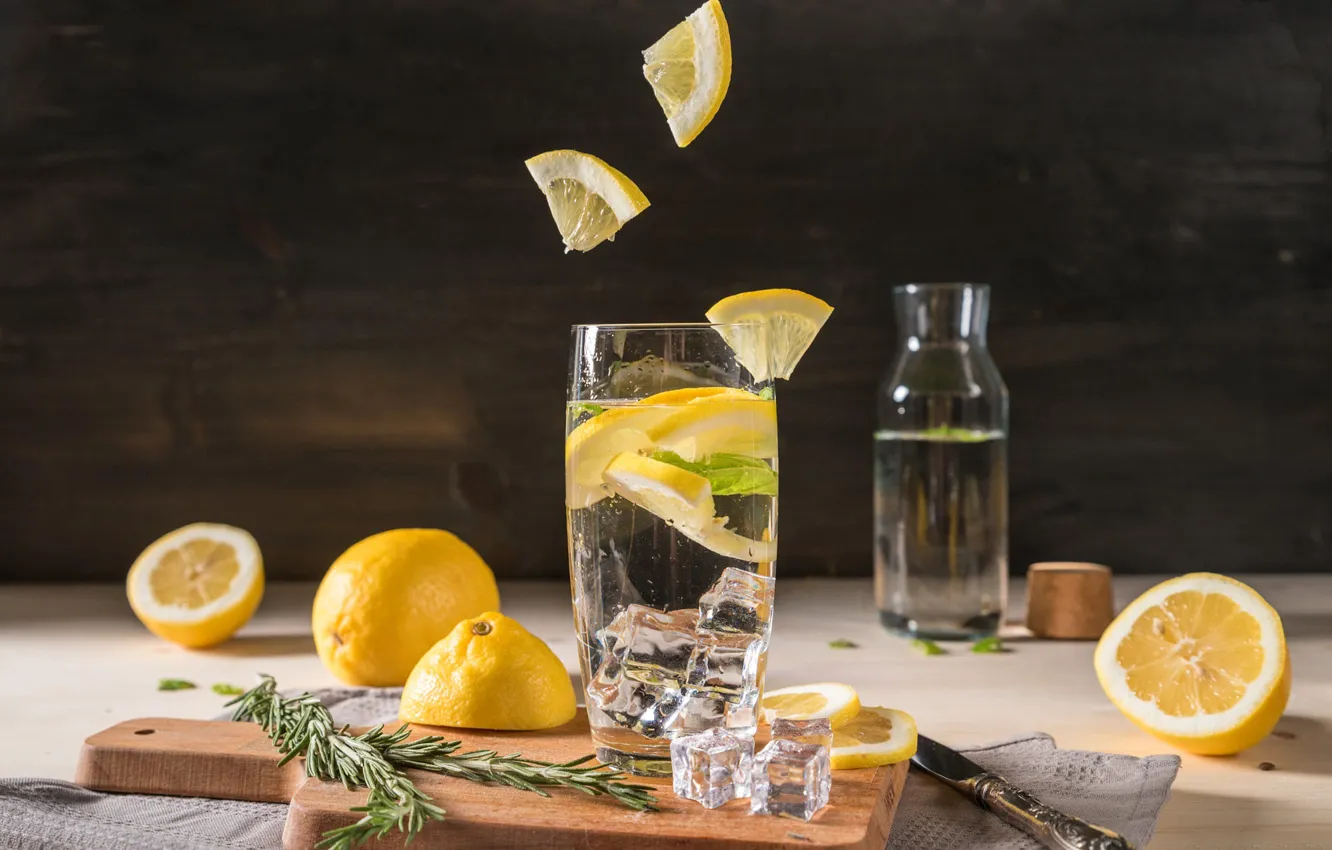 Photo wallpaper ice, greens, glass, table, lemon, Board, bottle, alcohol