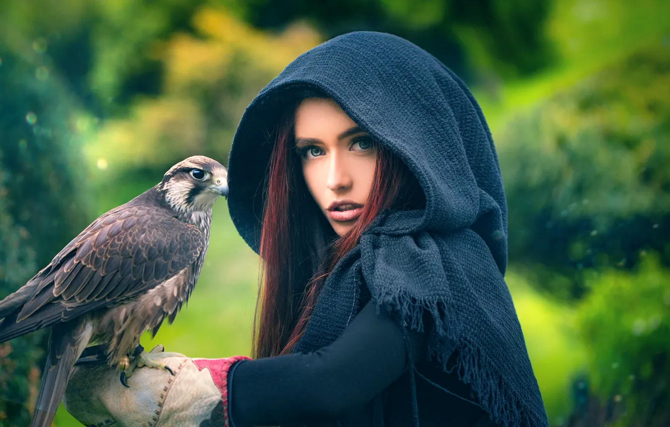 Photo wallpaper girl, bird, predator, the hunter, Aline, Joachim Bergauer