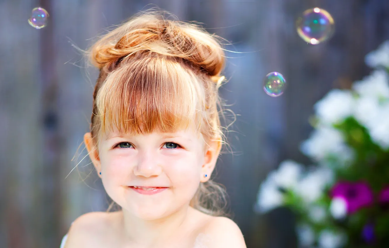 Photo wallpaper look, joy, children, smile, bubbles, girl, baby