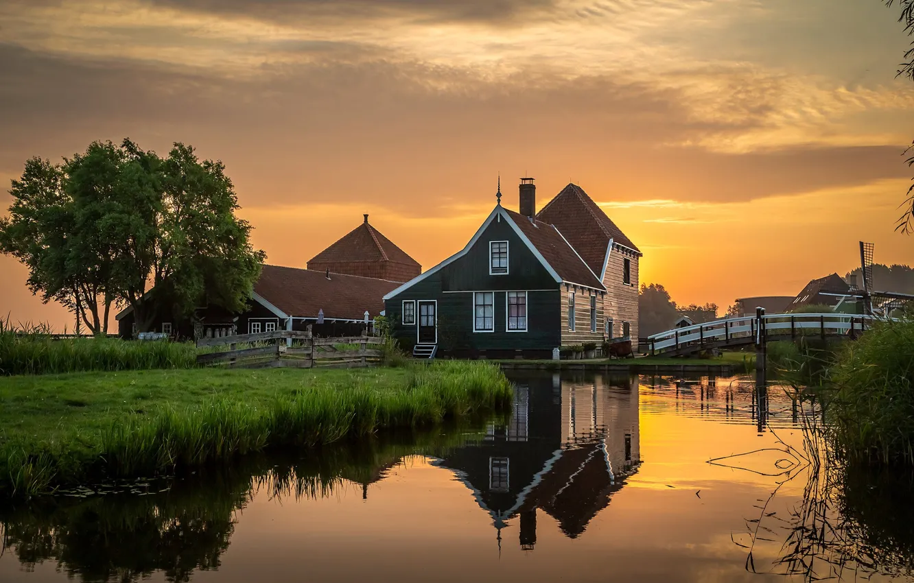Photo wallpaper home, reflection, mirror, shore, channel, the evening, house, the sun