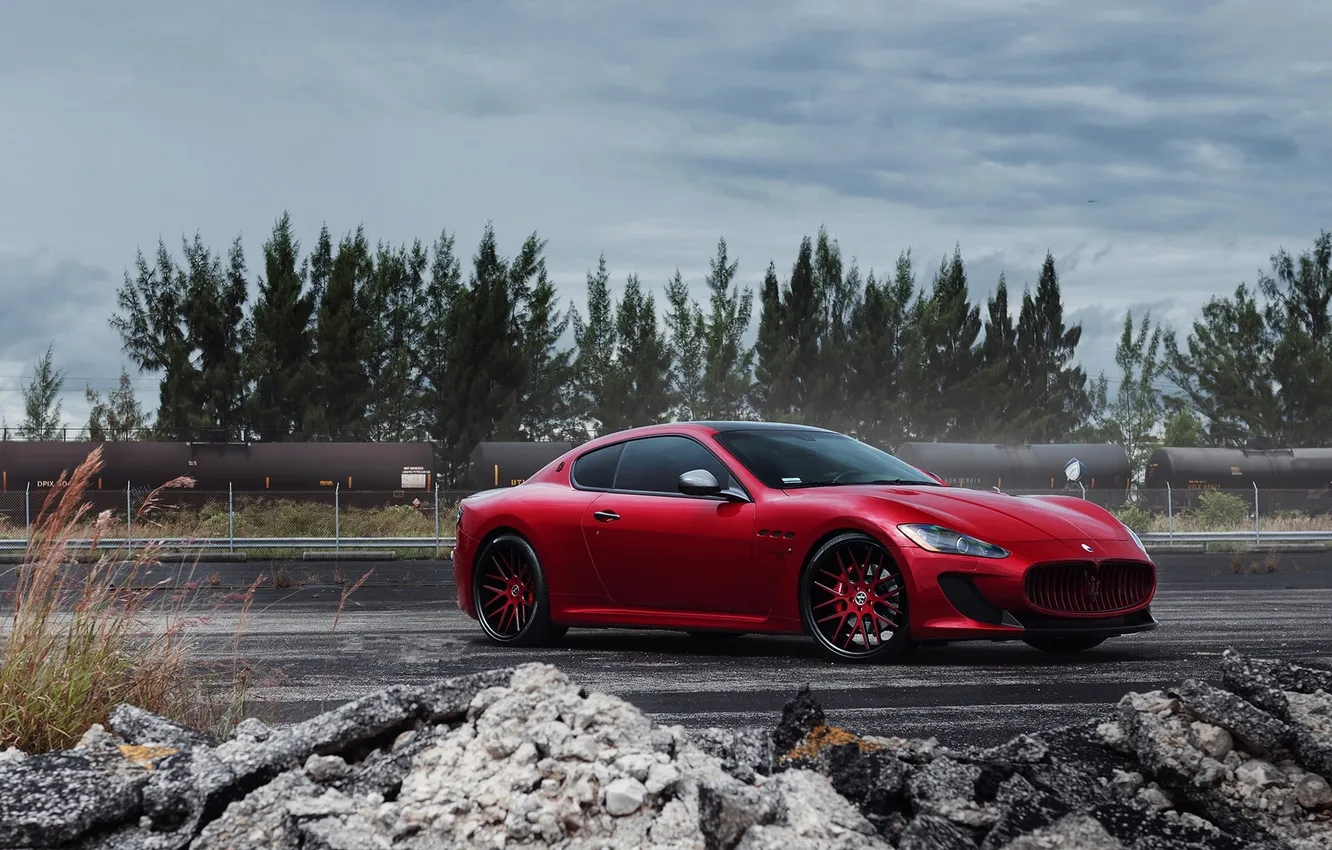 Photo wallpaper red, stones, Maserati, the fence, railroad, red, front view, composition