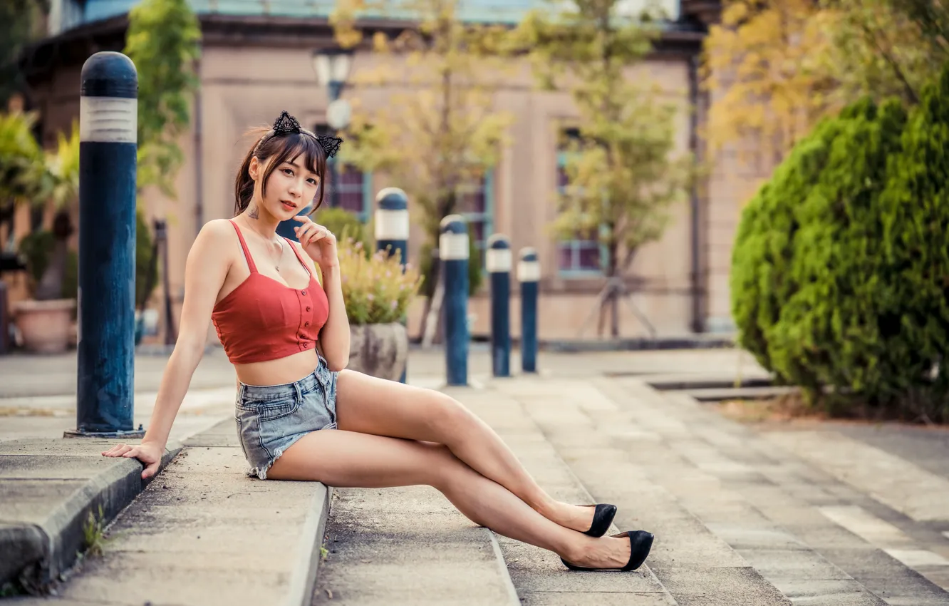 Photo wallpaper girl, shorts, topic, legs, Asian, sitting