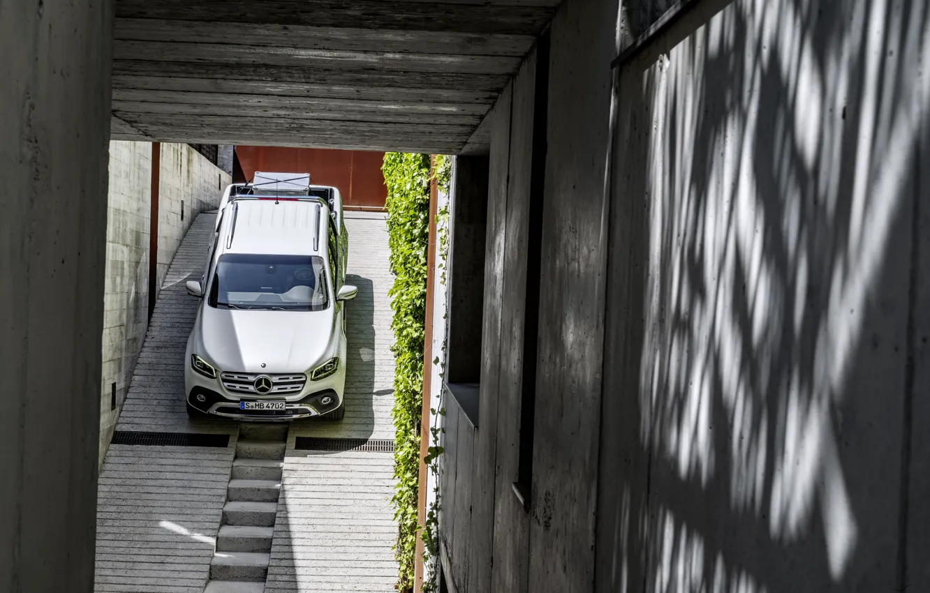 Photo wallpaper white, wall, vegetation, Mercedes-Benz, shadow, concrete, pickup, cargo
