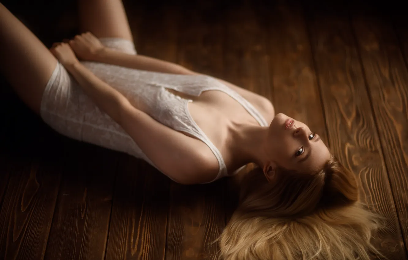 Photo wallpaper look, girl, pose, hair, Board, on the floor, Sergey Sorokin