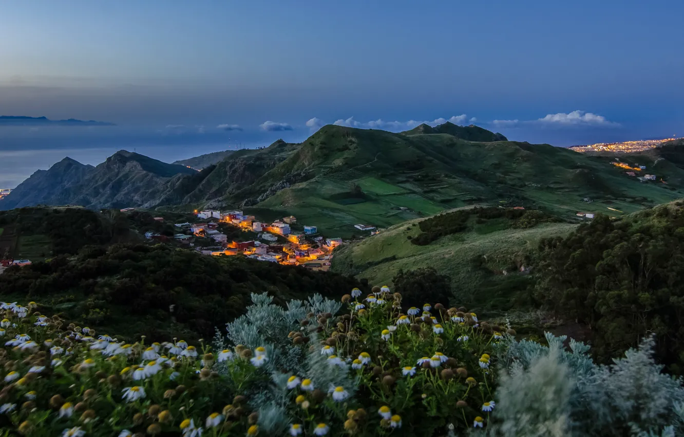 Photo wallpaper clouds, flowers, mountains, home, valley