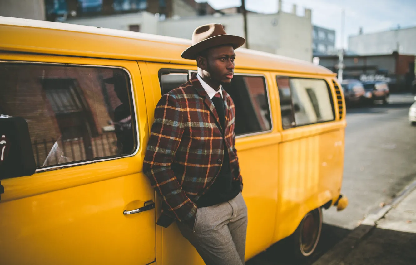 Photo wallpaper eyes, the city, reflection, street, shadow, hat, mirror, window